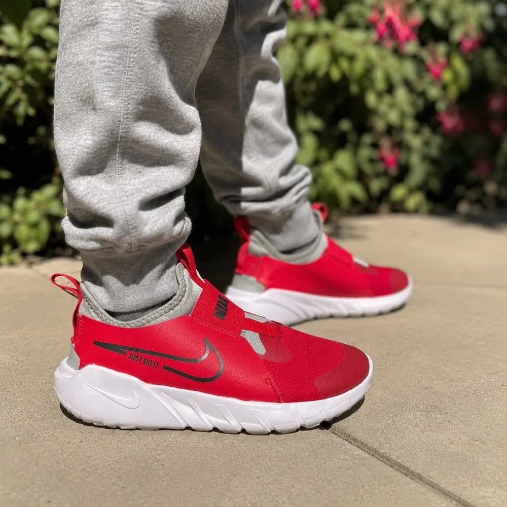 Nike Flex Runner 2 GS University Red Kids Running Shoes DJ6038-607 Size 4Y